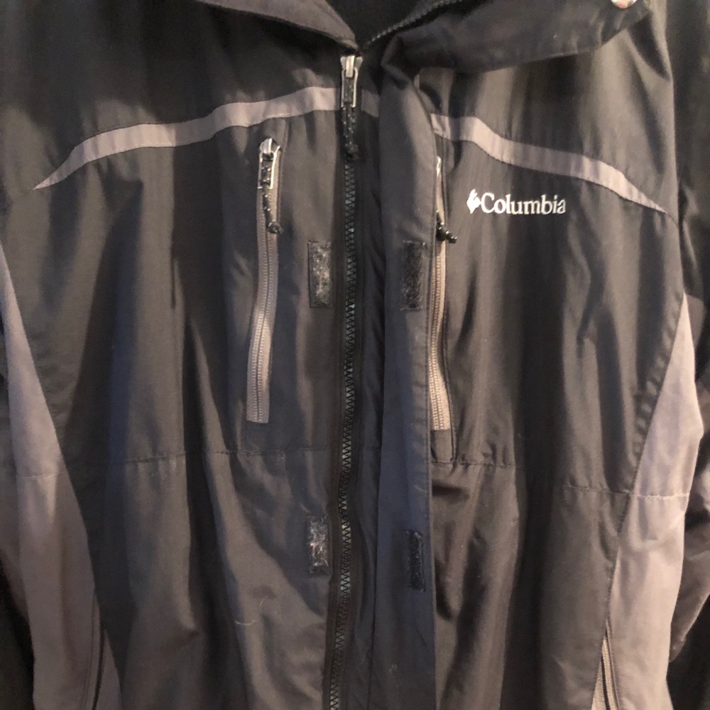 Columbia 3 in 1 black and gray ski jacket with fleece and removable hood, Large - Picture 2 of 9